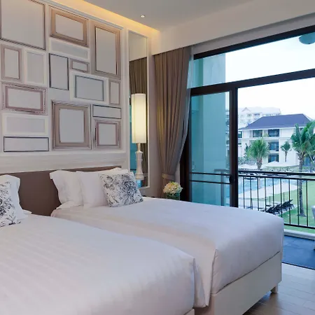 U Sathorn Bangkok Resort