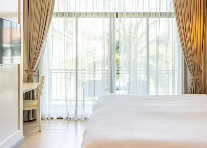 U Sathorn Resort 5*
