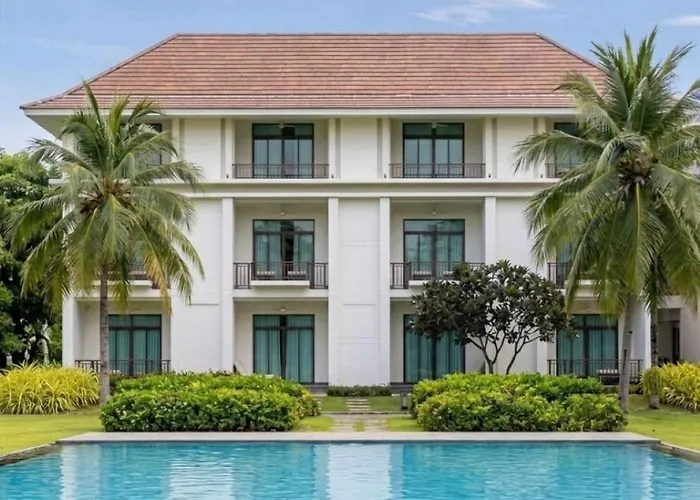 U Sathorn Resort 5*